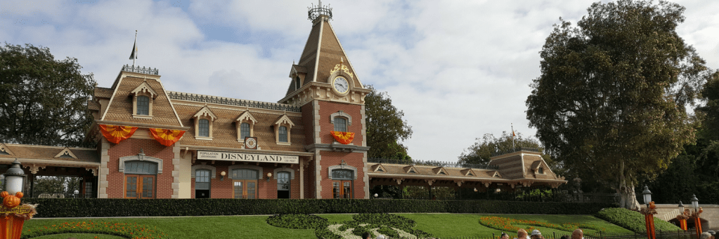 DISNEYLAND, I LOVE&nbsp;YOU